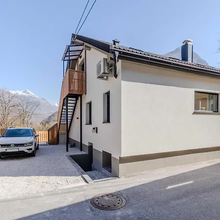 Alps2sea House Apartament *